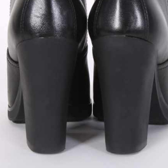 NWOT Y2K unworn Prada boots - Picture 7 of 7